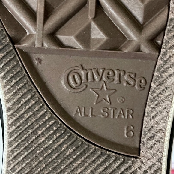 Converse One Reds “Soccer Chick” Custom Sneakers | Women’s 8 | Red & Black Y2K - Picture 16 of 16